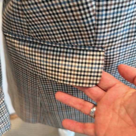 Loft, single button blazer - Picture 4 of 8